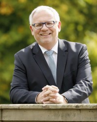 Herr Hans-Ulrich Ihlenfeld